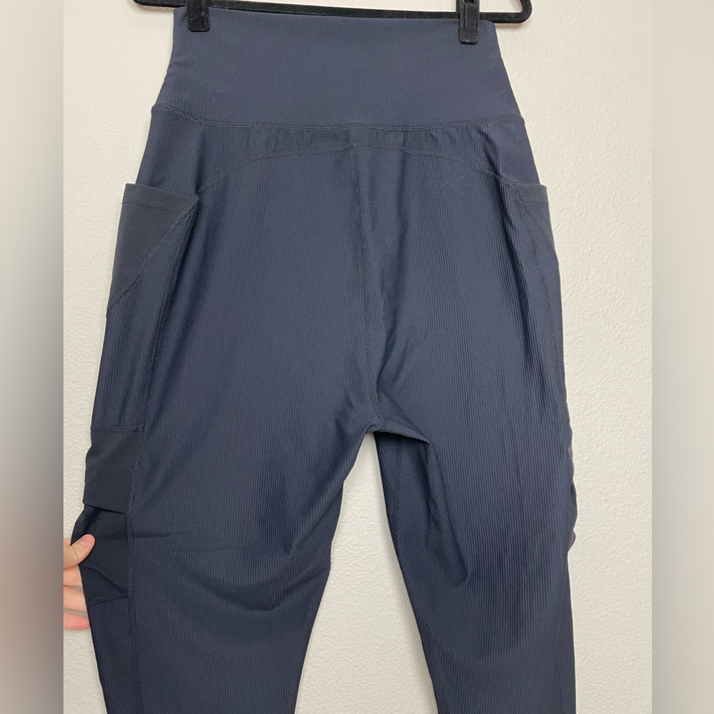 FREE PEOPLE Movement Women's Medium Take A Hike Ribbed Harem Pants Black Yoga - Picture 8 of 11